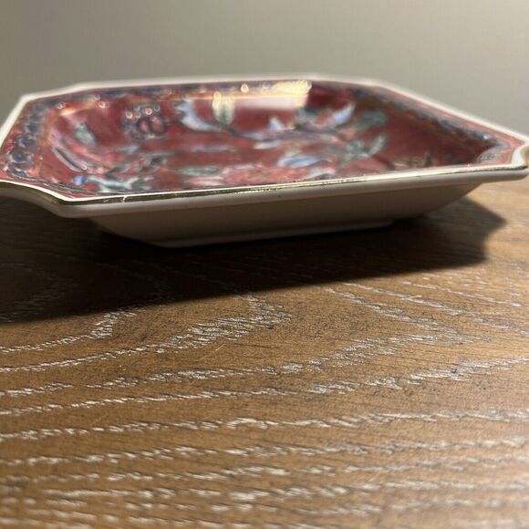 VINTAGE‎ CLASSIC TRADITIONS SQUARE PLATE RED GOLD FLORAL DESIGN JCP - Picture 5 of 9